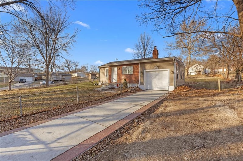 7940 Metropolitan Ave, Kansas City, KS 66111