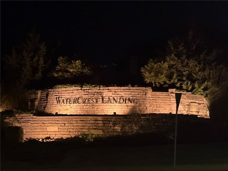 8910 Ginger St, Lenexa, KS 66227