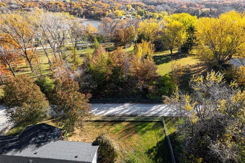 Wolfe St, Excelsior Springs, MO 64024
