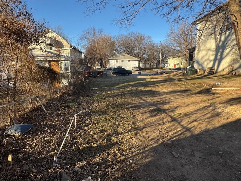 319 Osage St, Leavenworth, KS 66048
