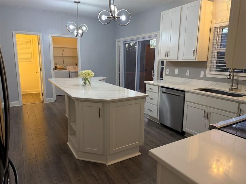 15434 Glenwood Ave, Overland Park, KS 66223