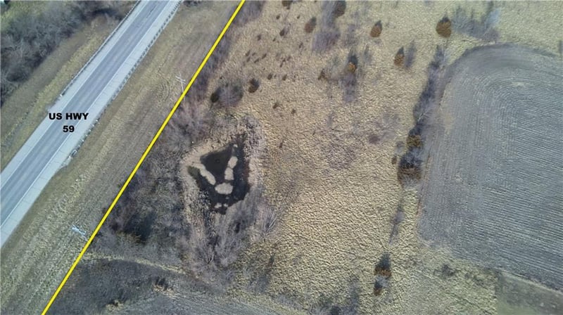 2709 Rock Creek Rd, Ottawa, KS 66067