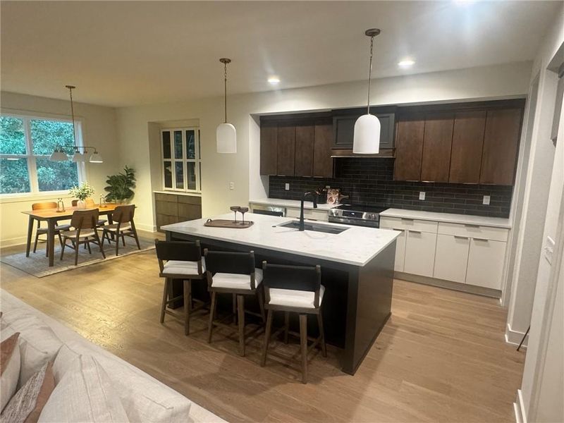4218 NW 77th Ter, Kansas City, MO 64151