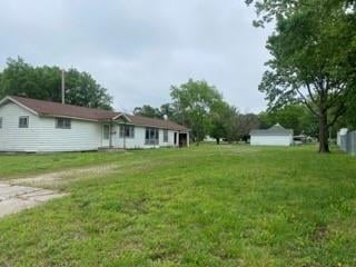 142 N 15th St, Fredonia, KS 66736