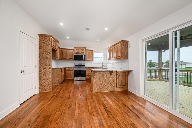 15624 Sheridan Ct, Basehor, KS 66007