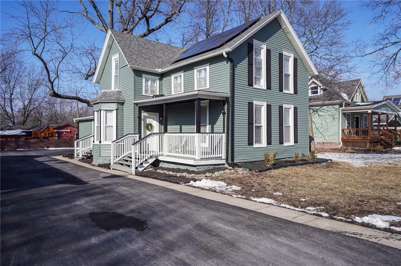 216 Main St, Wellsville, KS 66092