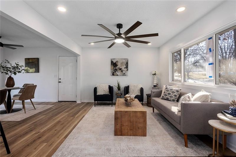 11413 Spring Valley Rd, Kansas City, MO 64134