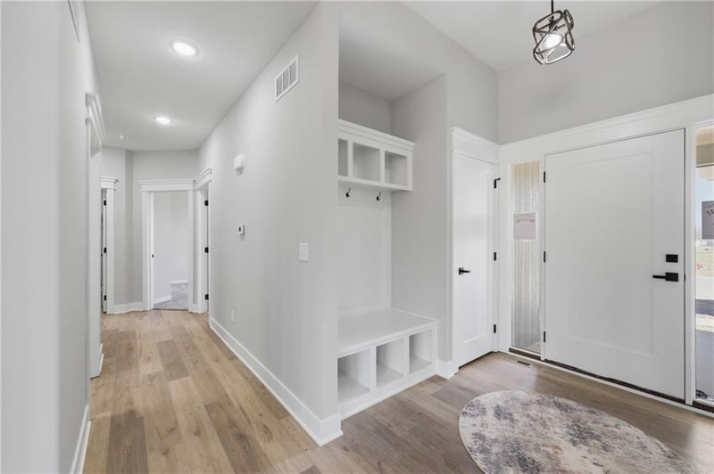 7905 Hoot Owl St, Blue Springs, MO 64014