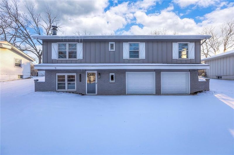 6905 Sycamore Ave, Kansas City, MO 64133