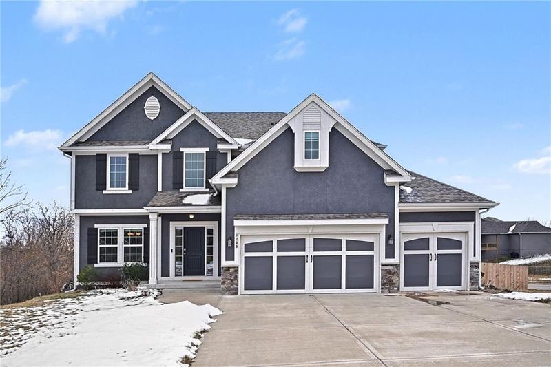 1200 Silverleaf Ct, Liberty, MO 64068