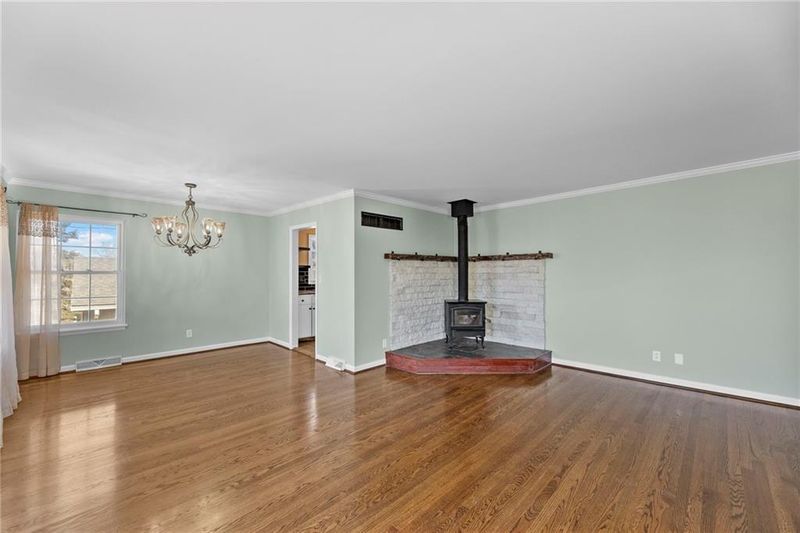 11229 Norton Ave, Kansas City, MO 64137