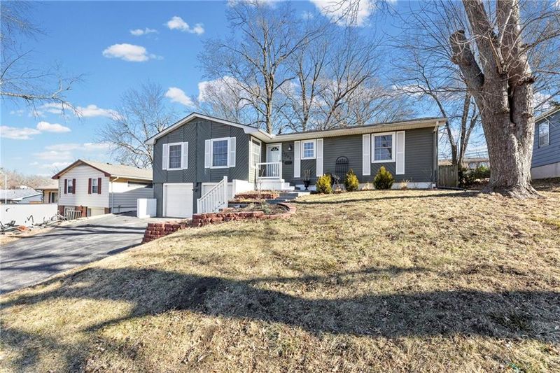 11229 Norton Ave, Kansas City, MO 64137
