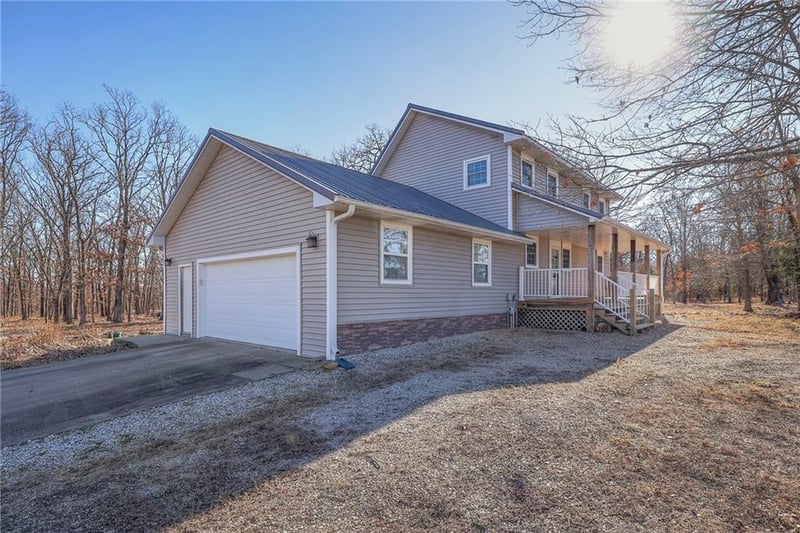1220 NW E Hw, Osceola, MO 64776