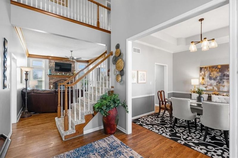 3208 Tepee Ct, Independence, MO 64057