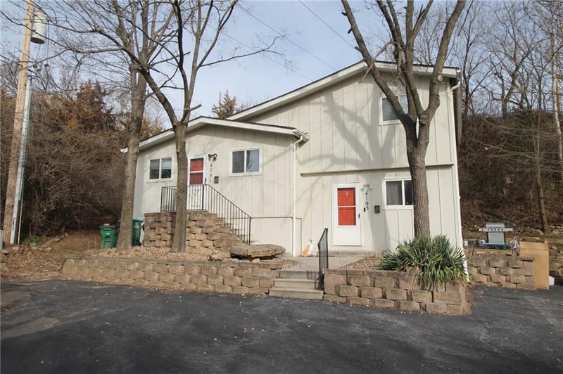 4701 Roe Ln, Roeland Park, KS 66205