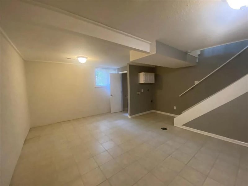 4701 Roe Ln, Roeland Park, KS 66205