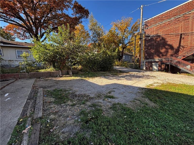 820 Tauromee St, Kansas City, KS 66101