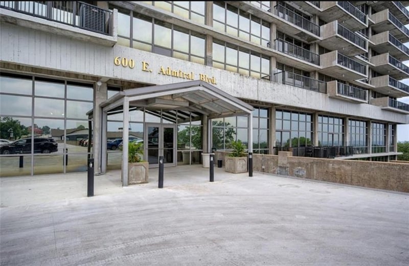 600 E Admiral Blvd #1703, Kansas City, MO 64106
