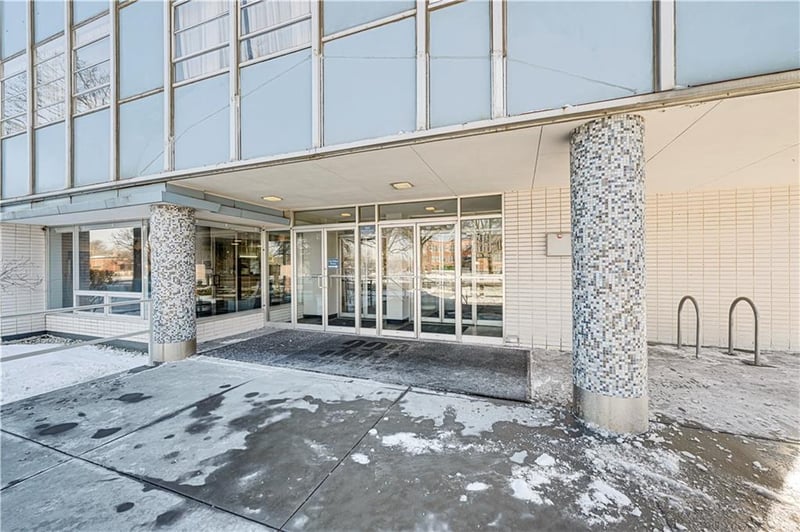 333 W Meyer Blvd #214, Kansas City, MO 64113