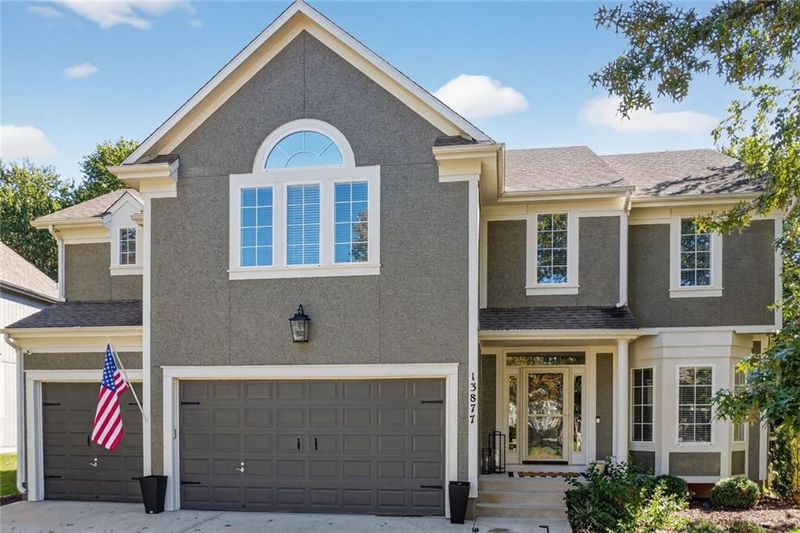 13877 S Gallery St, Olathe, KS 66062