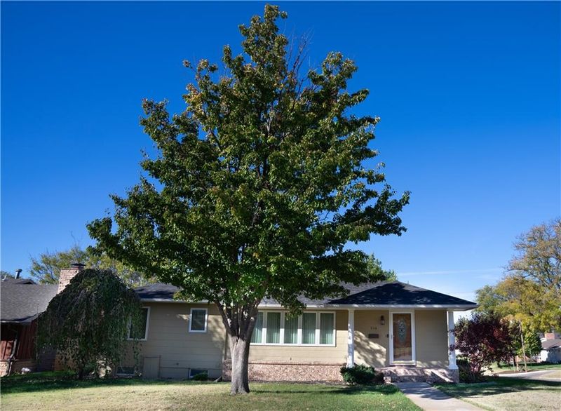 514 N Brown Ave, Norton, KS 67654