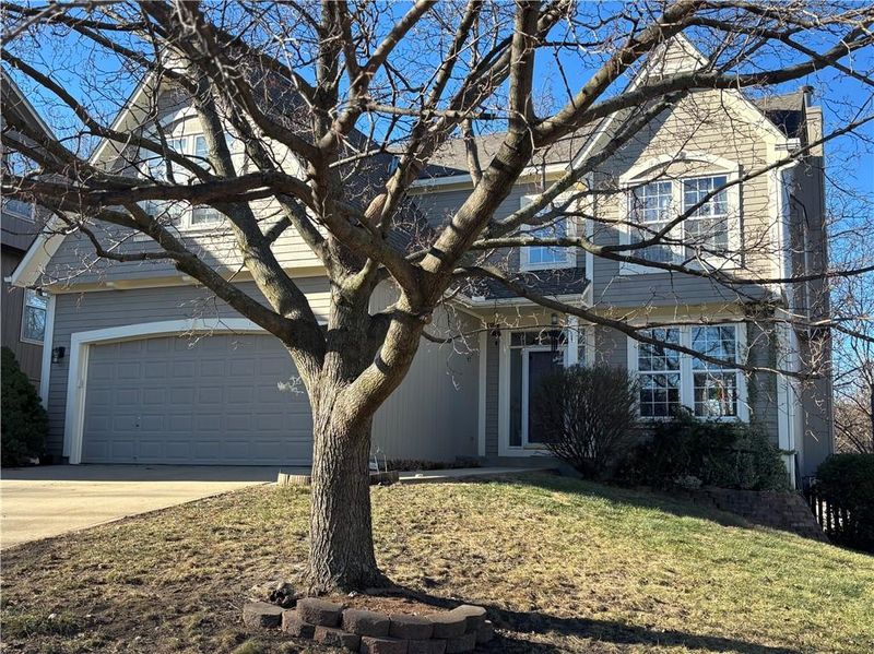 12930 S Summit St, Olathe, KS 66062