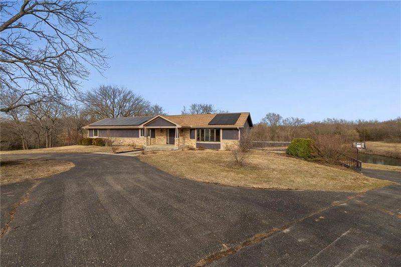 13345 S Waverly St, Olathe, KS 66061