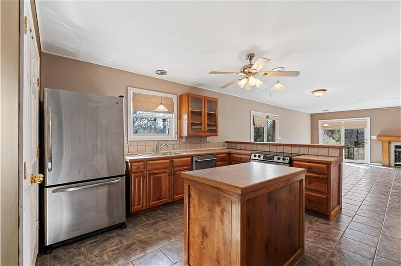 22123 S 2625 Rd, Milo, MO 64767