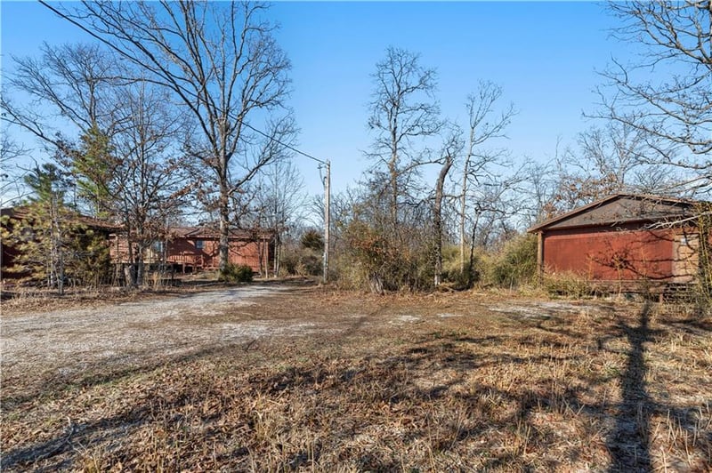 22123 S 2625 Rd, Milo, MO 64767