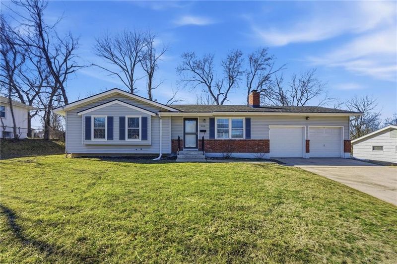 1608 N Liberty St, Independence, MO 64050