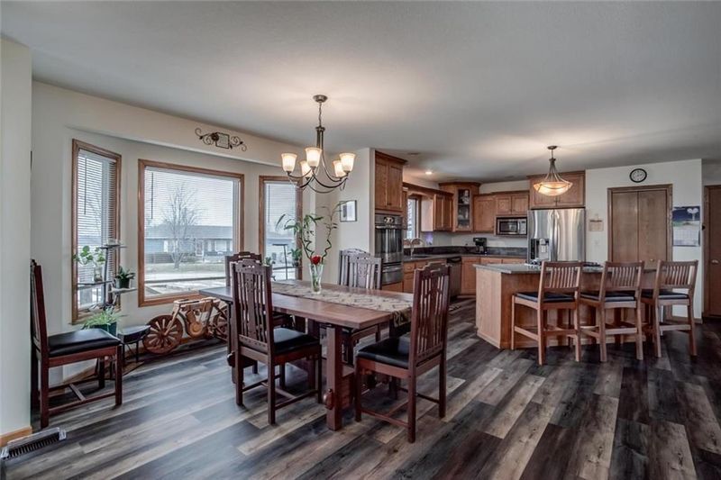 2915 Oak Hill Rd, Vassar, KS 66543
