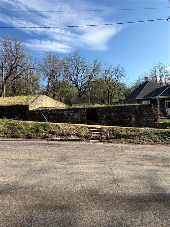516 Blake St, St Joseph, MO 64504