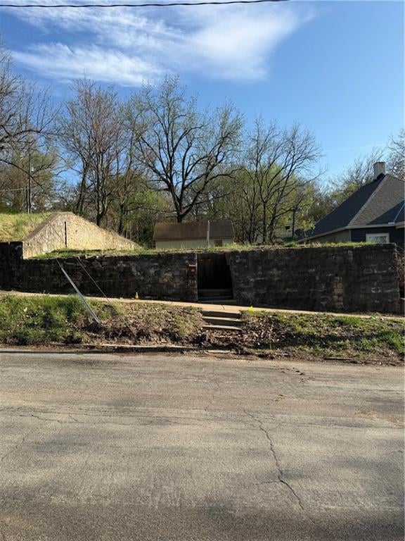 516 Blake St, St Joseph, MO 64504