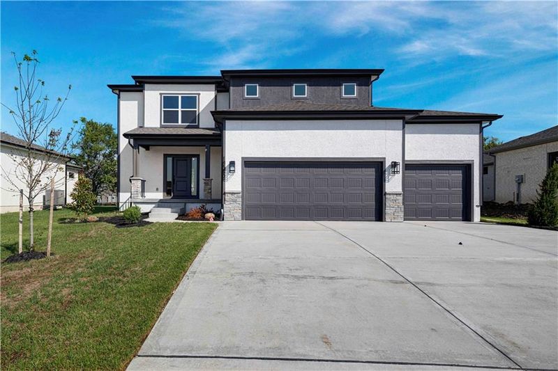 18550 W 195 St W, Spring Hill, KS 66083