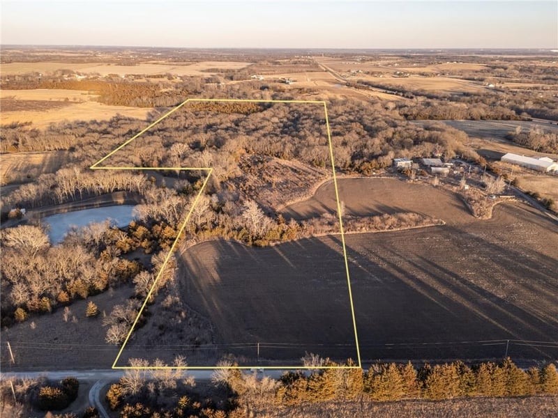40 Acres ML 246th St, Lawrence, KS 66044