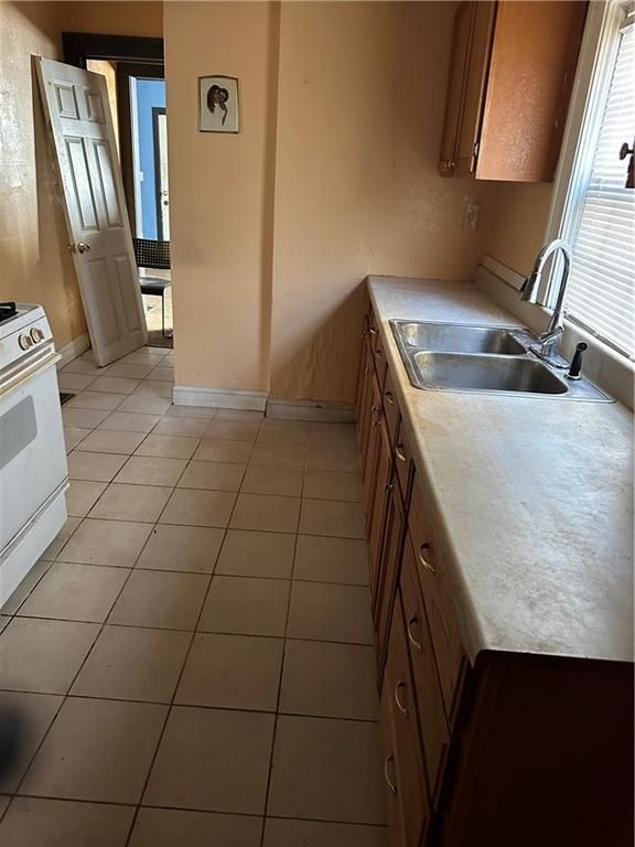 2922 E 30th St, Kansas City, MO 64128