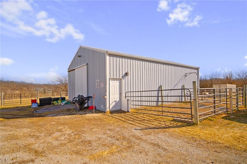 12809 E 246th Ter, Peculiar, MO 64078