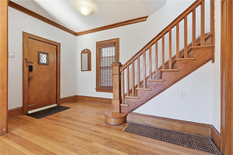4013 Clark Ave, Kansas City, MO 64111