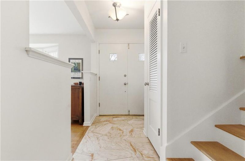 7230 Goodman St, Overland Park, KS 66204