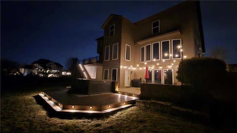 15636 S Gallery St, Olathe, KS 66062
