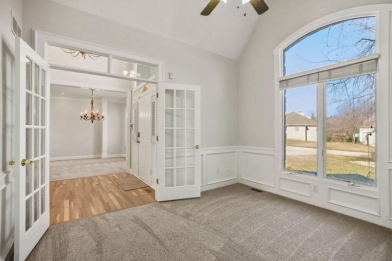 14260 Granada Ct, Leawood, KS 66224