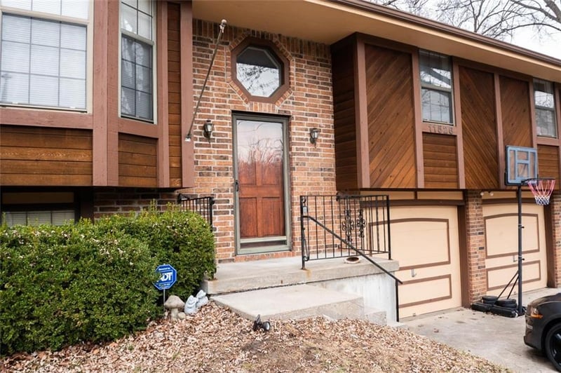 11526 N Wayne Ave, Kansas City, MO 64155