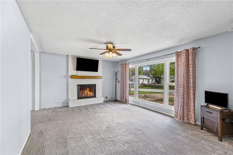 312 Baldwin St, Belton, MO 64012