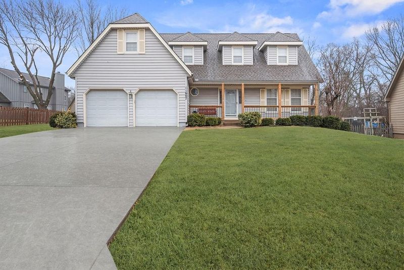 11607 Flint St, Overland Park, KS 66210