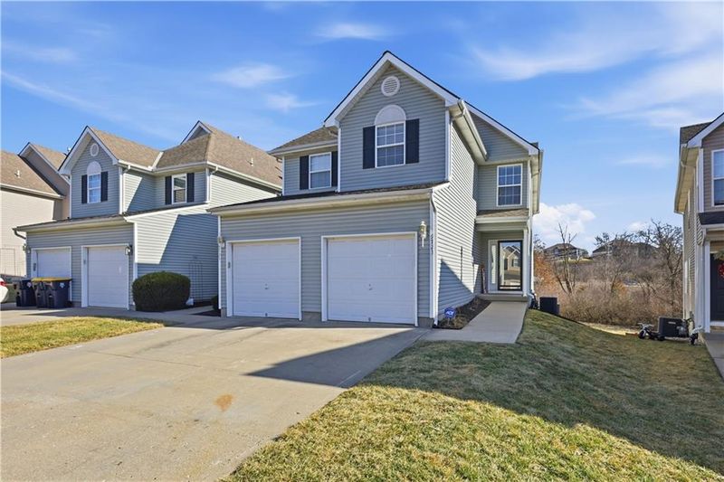 9723 N Lewis Ave, Kansas City, MO 64157