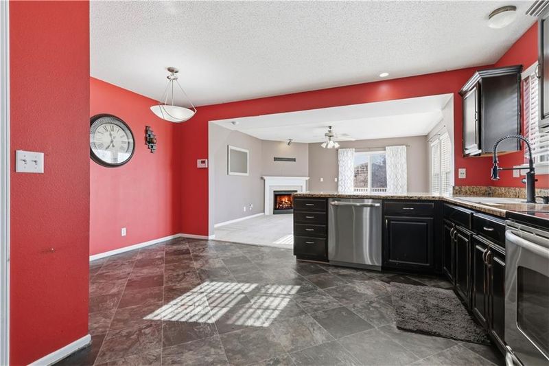 9723 N Lewis Ave, Kansas City, MO 64157