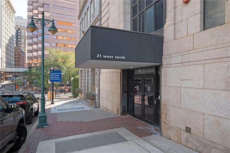 21 W 10th St #7D, Kansas City, MO 64105