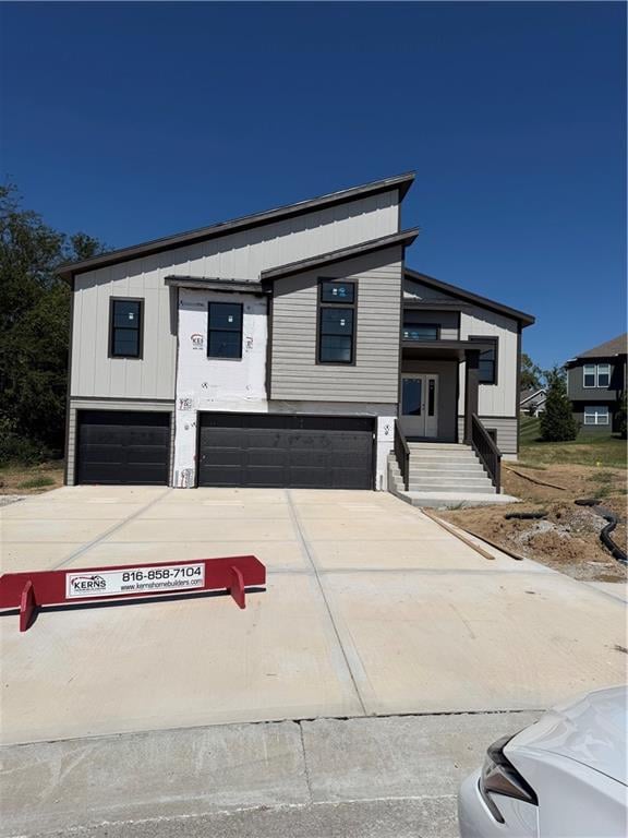1202 NE 122nd St, Kansas City, MO 64165