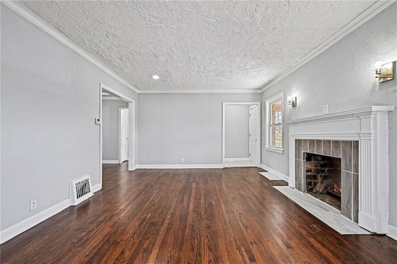 1518 E 76th St, Kansas City, MO 64131