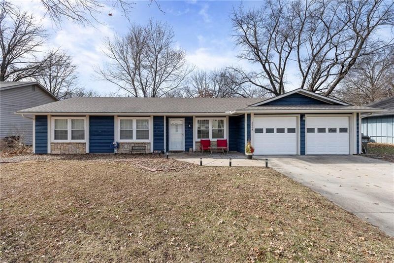 2005 Atchison Ave, Lawrence, KS 66047